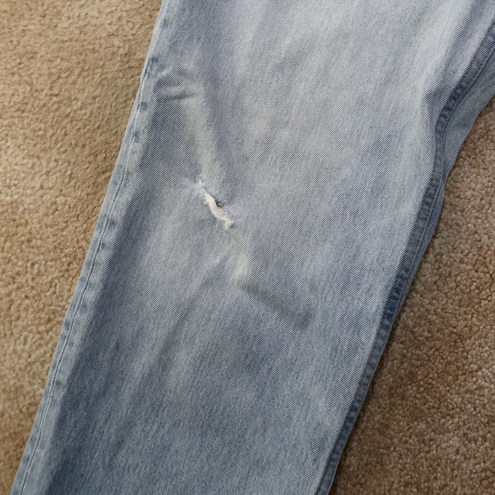 Levi's VINTAGE Levi's 550 Jeans Men 38x34 Blue Distressed Relaxed Straight Denim 5-Pocket Zip Vintage Men Jeans Blue Distressed 38x34 Levi's 550 Size US 38 / EU 54 - 2 Thumbnail