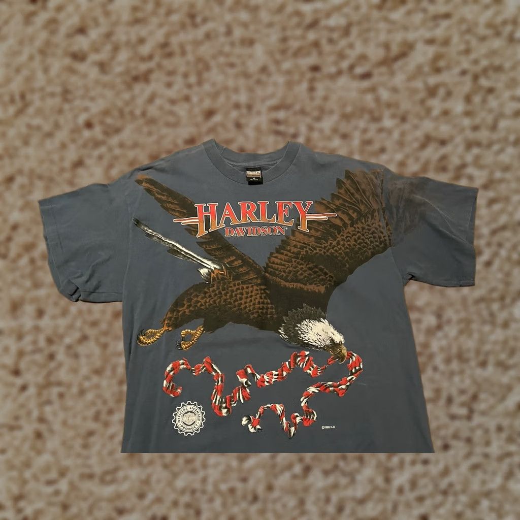 Harley Davidson VINTAGE Harley-Davidson T-Shirt Blue XL Adult Regular Crew Neck 1996 Motorcycles Eagle All Over Print Mens Size US XL / EU 56 / 4 - 1 Thumbnail