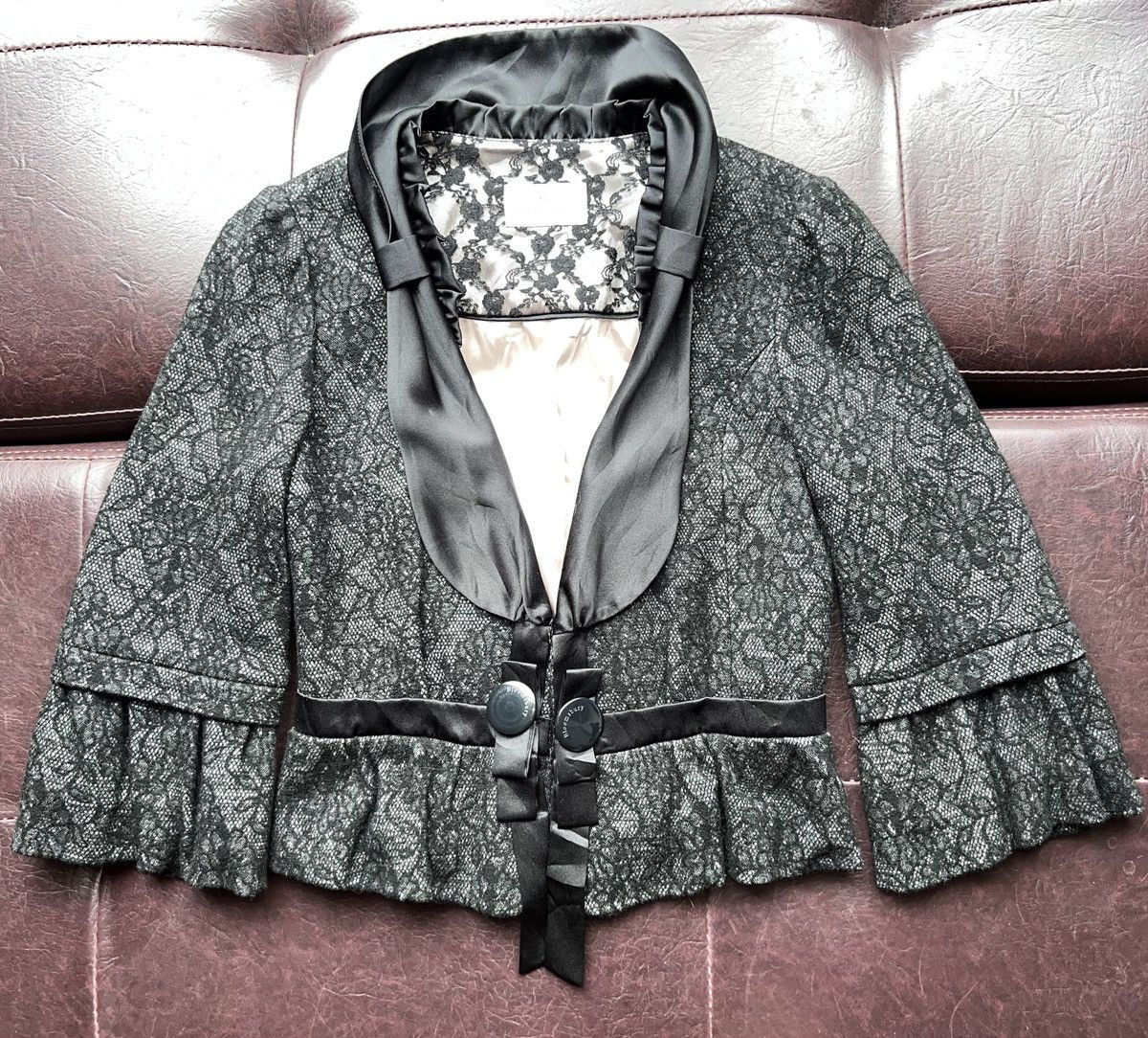 Miu Miu Blommsbury lace gothic blazer 🥀🖤 Size S / US 4 / IT 40 - 6 Thumbnail