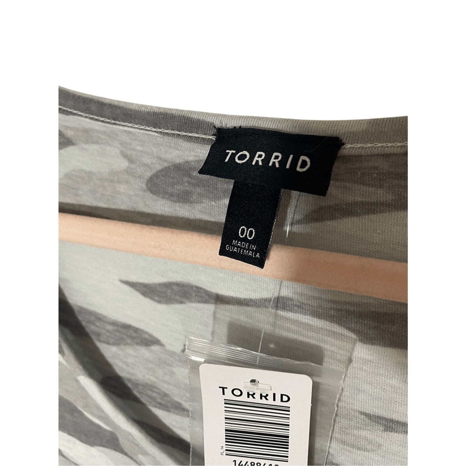 Other Classic Fit Camo Casual Collegiate Lounge Comfy V-Neck Tee Size L / US 10 / IT 46 - 5 Thumbnail
