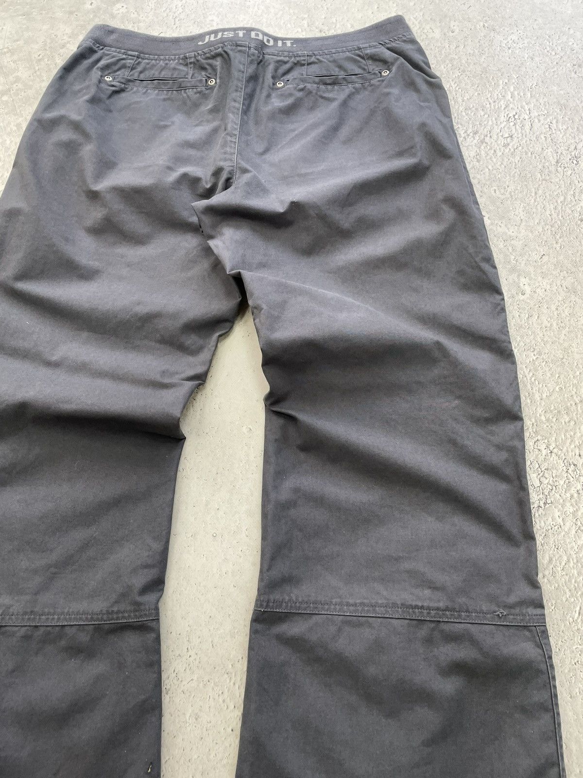 Nike Nike japanese y2k zipper archival drill pants cargo Size US 34 / EU 50 - 13 Thumbnail