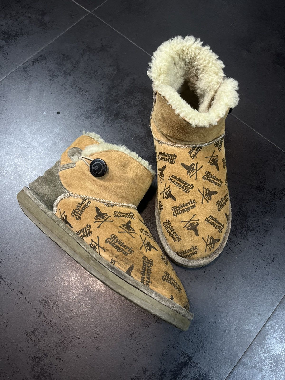 Chrome heart x Uggs