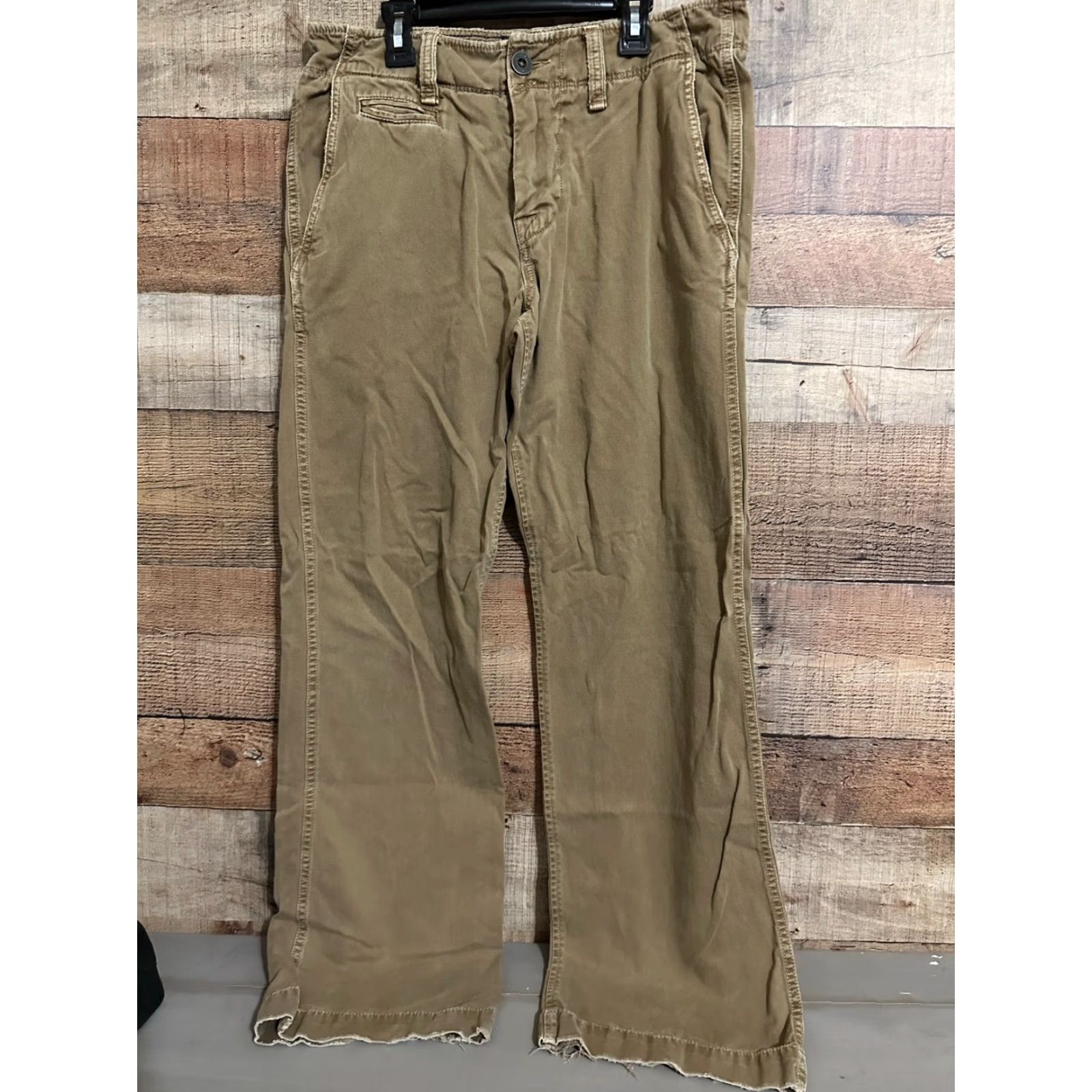 American Eagle Outfitters American Eagle Outfitters Khaki Pants Men Tan 31x32 Flat Front Straight Leg Casual Pockets Zip 100% Cotton Beige Beige? Size US 31 - 2 Thumbnail