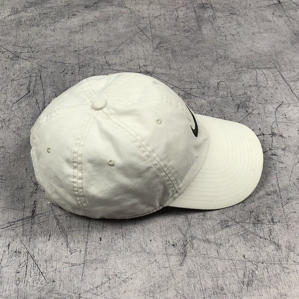 Nike Vintage Nike Beige Cap Size ONE SIZE - 5 Thumbnail