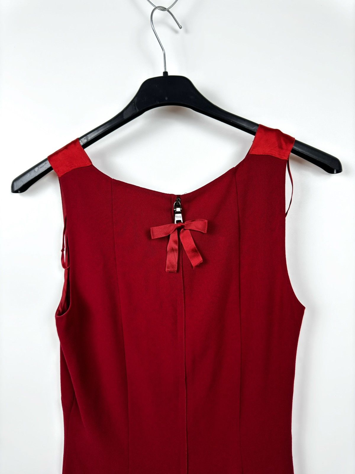 Prada Prada Red Mid-Length Cocktail /Day Dress Size M / US 6-8 / IT 42-44 - 9 Thumbnail