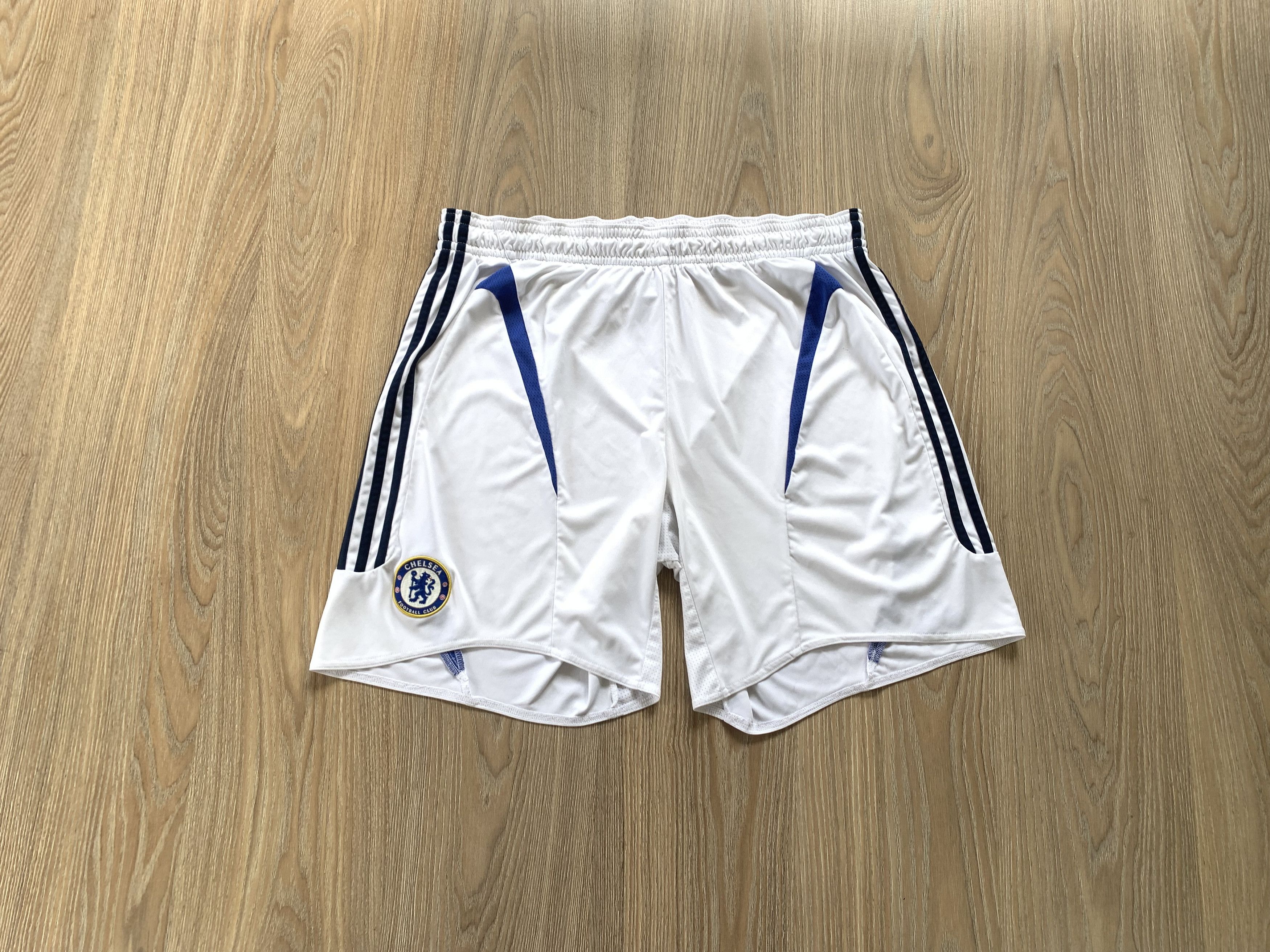 Adidas Adidas Chelsea White Football Soccer Training Shorts 2007 Size US 42 / EU 58 - 1 Thumbnail