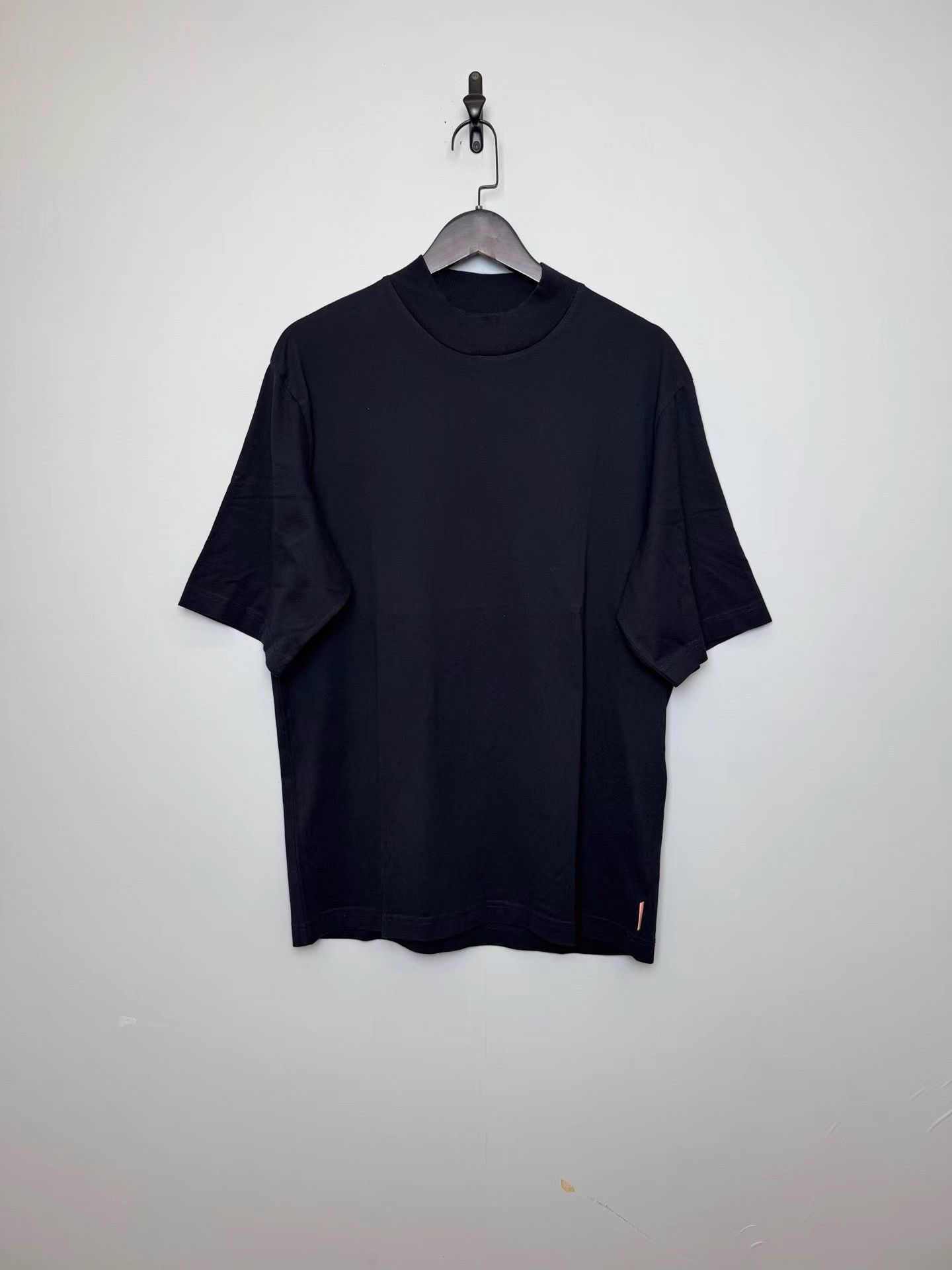 Acne Studios Acne Studios Solid Color Short Sleeve T-shirt K36 Size US S / EU 44-46 / 1 - 1 Thumbnail