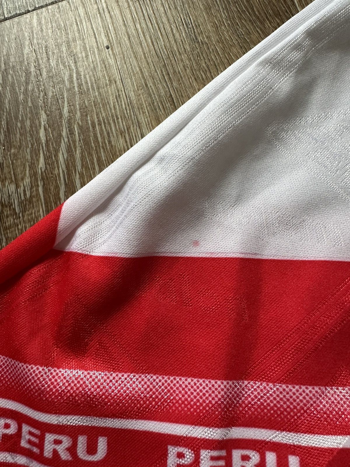 Vintage Vintage 1999/2000 Walon Peru National Team #7 Jersey Size US L / EU 52-54 / 3 - 14 Thumbnail