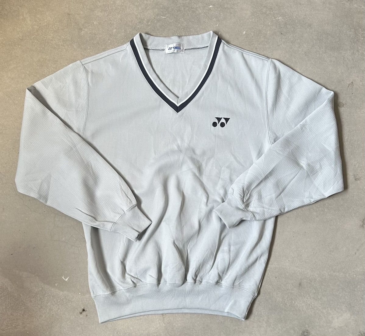 Vintage VINTAGE YONEX SWEATSHIRT V NECK Size US M / EU 48-50 / 2 - 1 Thumbnail