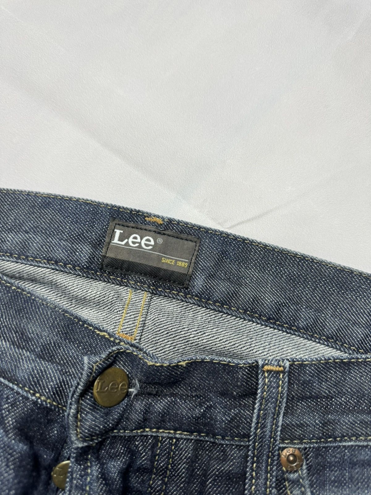 Lee Lee Vintage Straight Leg Jeans | 31 | Dark Wash Size US 31 - 3 Thumbnail