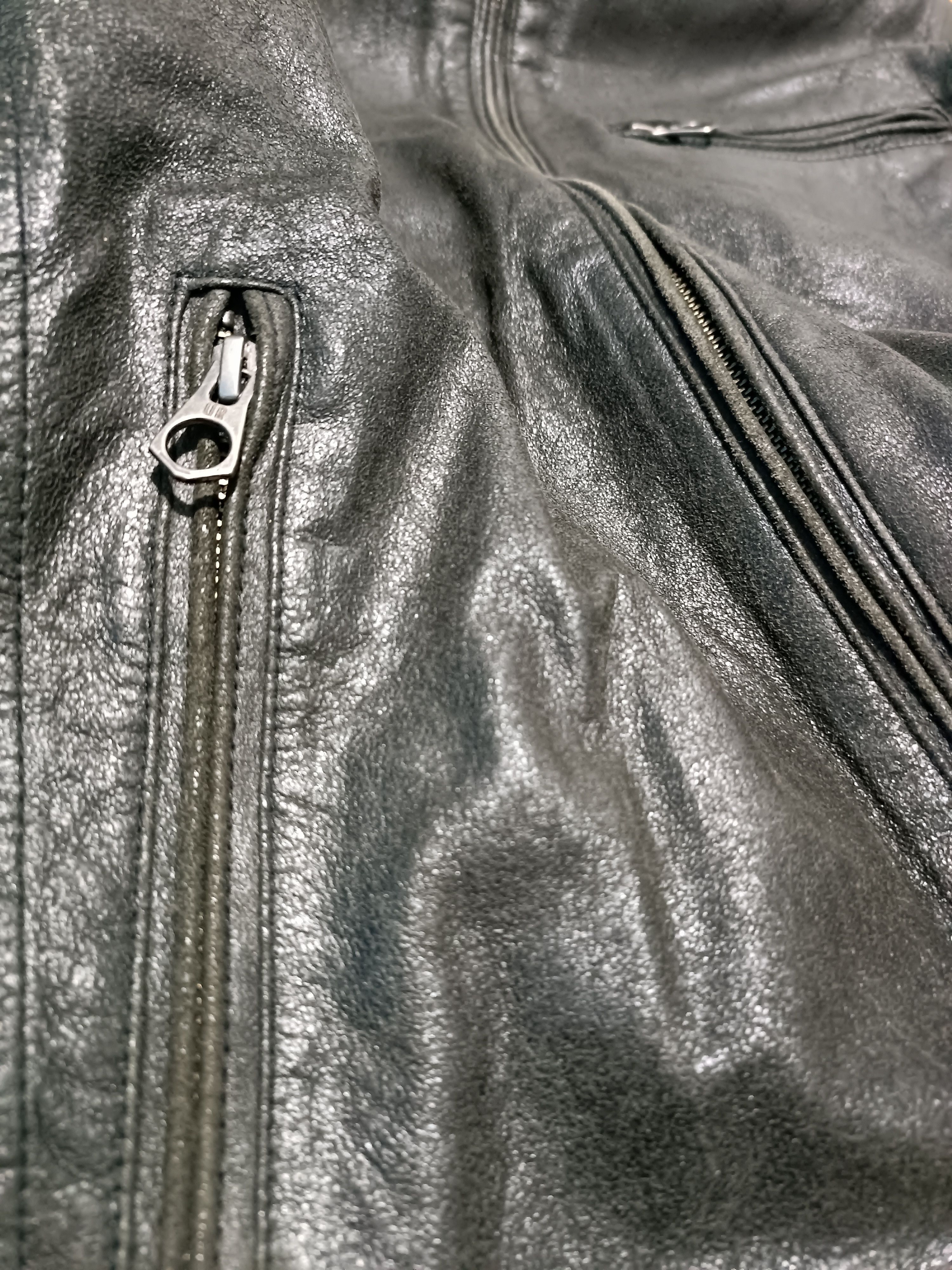 Japanese Brand Vintage Distressed Leather Biker Jacket Size US L / EU 52-54 / 3 - 7 Thumbnail