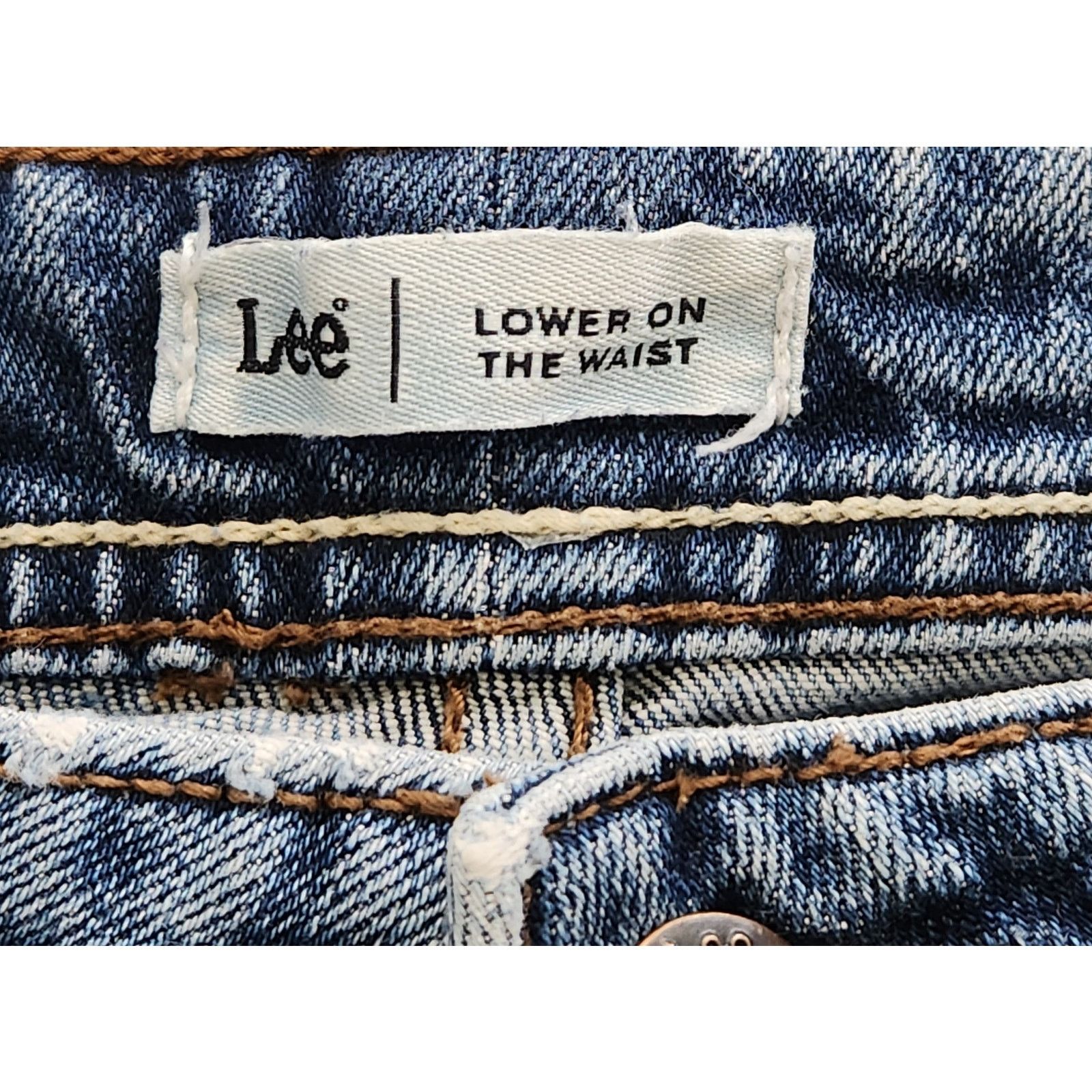 Lee Lee Lower On Waist Blue Denim Shorts 8 Lightweight Size 30" / US 8 / IT 44 - 3 Thumbnail