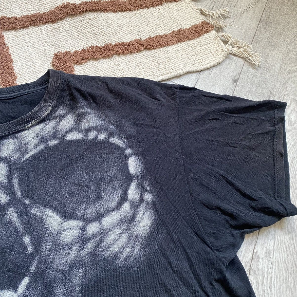 Liquid Blue LIQUID BLUE 2011 BIG SKULL STONE FADED T SHIRT Size US XXL / EU 58 / 5 - 5 Thumbnail