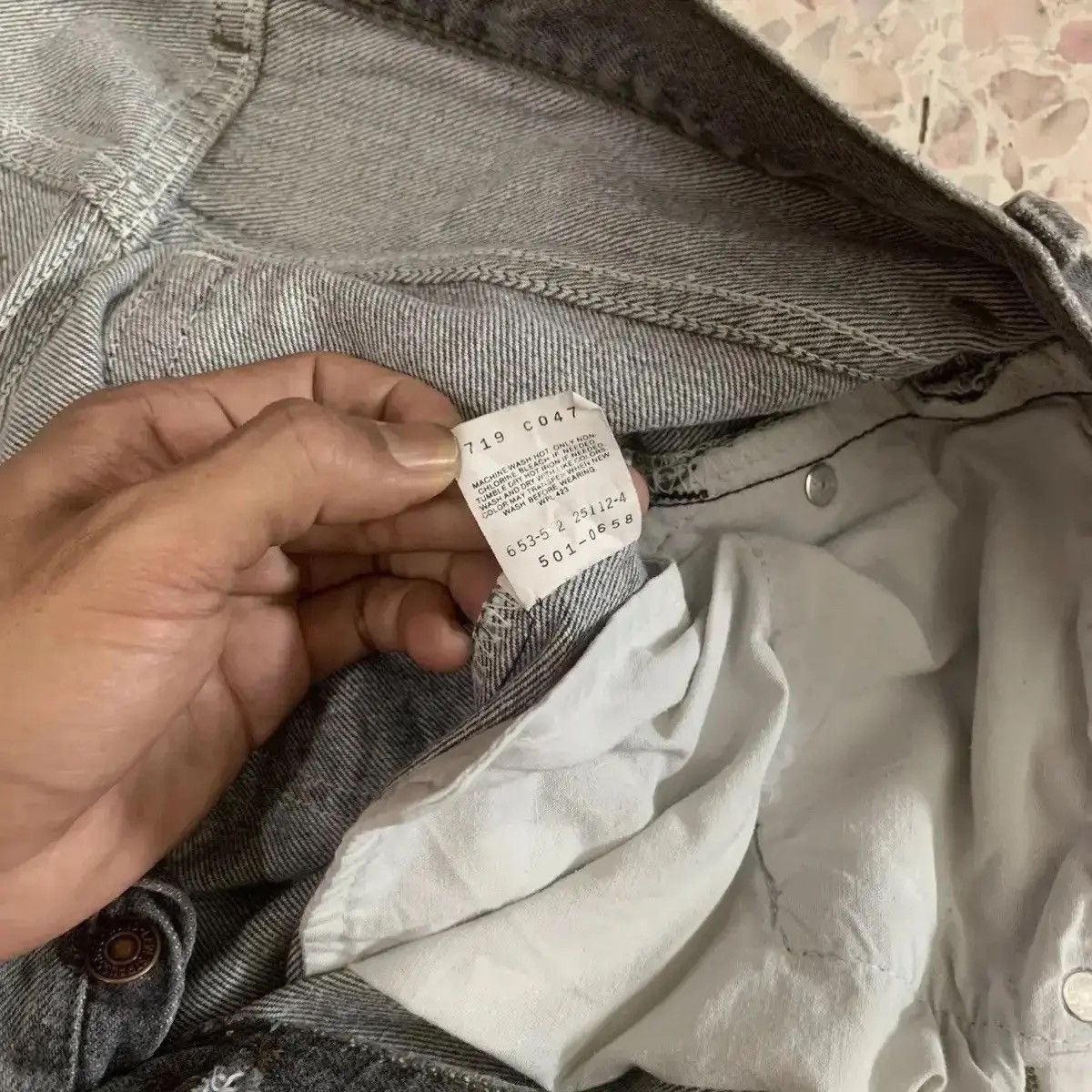 Levi's 1990’s Vintage Levi’s 501 Jeans Rugged Denim Levis Pants W30 Size US 30 / EU 46 - 9 Thumbnail