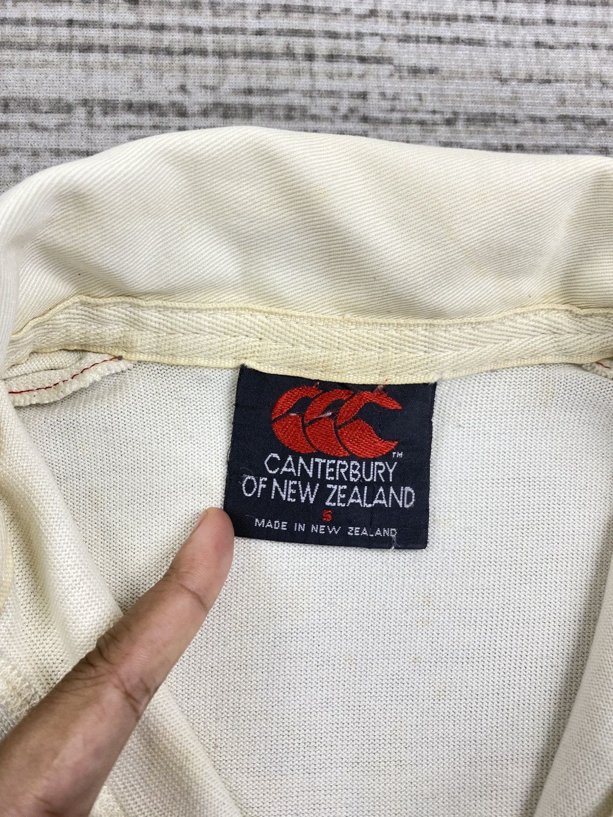Canterbury of New Zealand Vintage Canterbury Vodafone National Fiji Rugby Team Shirt Size US M / EU 48-50 / 2 - 7 Thumbnail