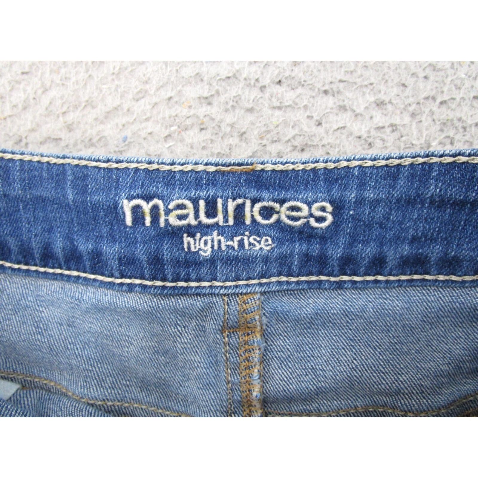 Vintage Maurice’s Button Fly Stretch Den​im Jeans Shorts Women's Size 4 Denim 5-Pocket Design Summer Women Modern High Rise Casual Size 27" / US 4 / IT 40 - 2 Thumbnail