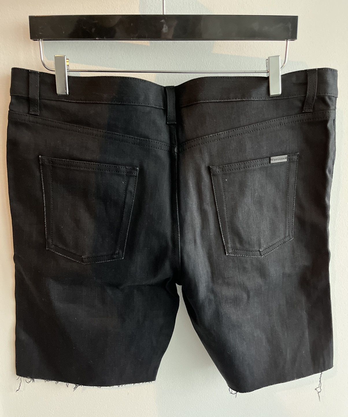 Hedi Slimane × Saint Laurent Paris × Yves Saint Laurent Super Runway Rare Saint Laurent Distressed Denim Shorts Size US 34 / EU 50 - 17 Thumbnail