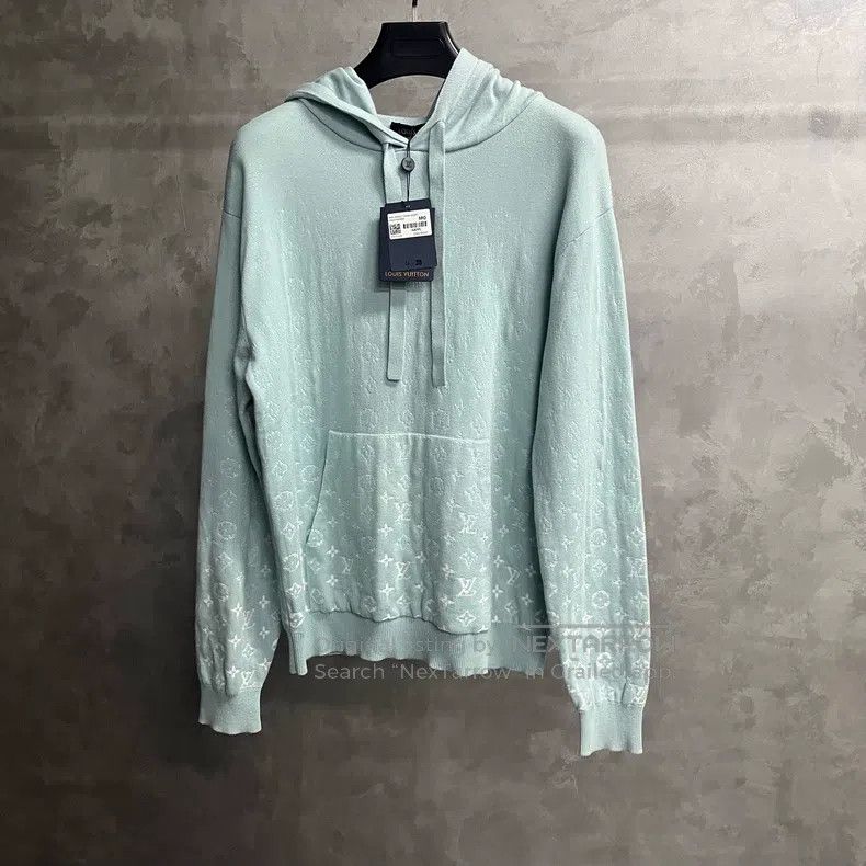 Louis Vuitton Louis Vuitton Blue Gradient Hooded Pullover Long Sleeve Sw Size US M / EU 48-50 / 2 - 1 Thumbnail