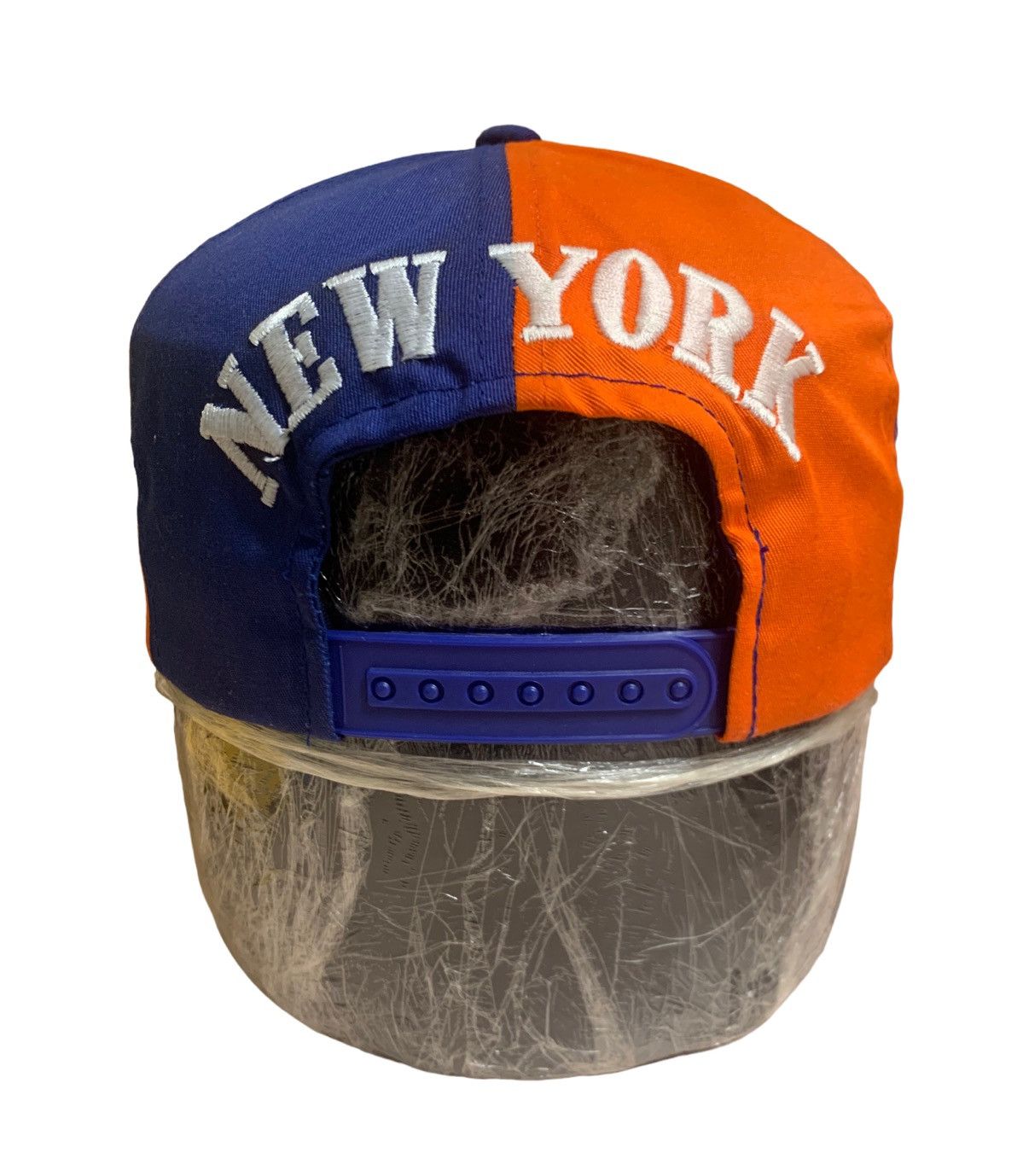 Billie Eilish × Vintage New York Knicks AJD Snapback Hat Vintage Billie Eilish Size ONE SIZE - 3 Thumbnail