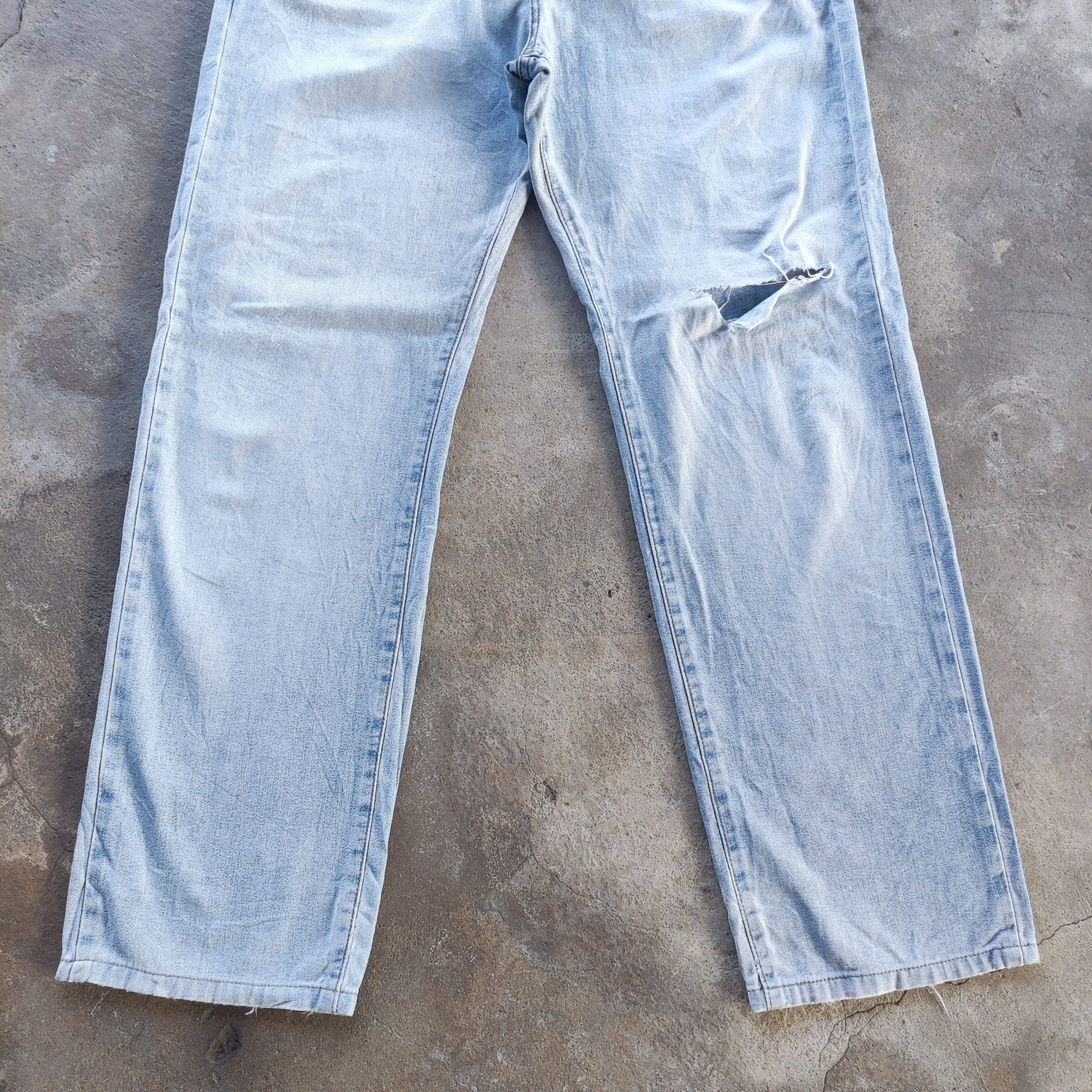 Edwin Vintage Edwin Brand Buggy Jeans Distressed Faded pants Size US 31 - 4 Thumbnail