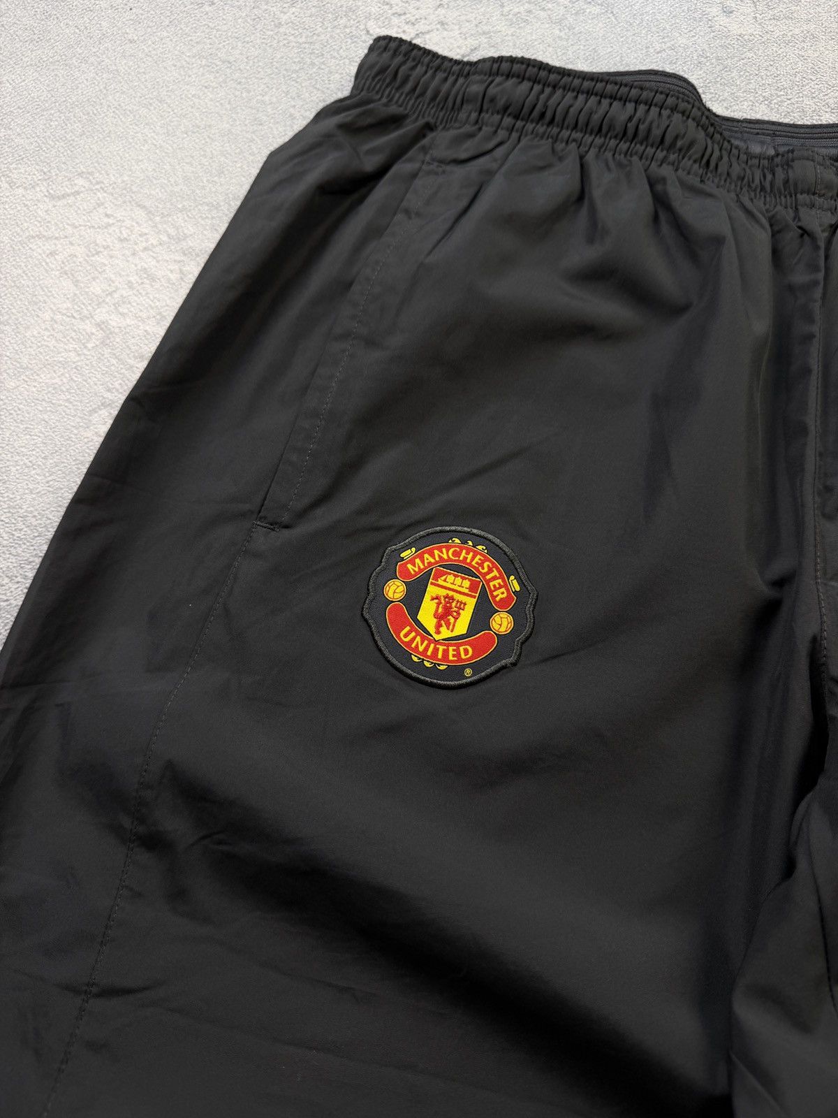 Nike Vintage Nike Manchester United Track Pants Drill Y2K style Size US 34 / EU 50 - 3 Thumbnail