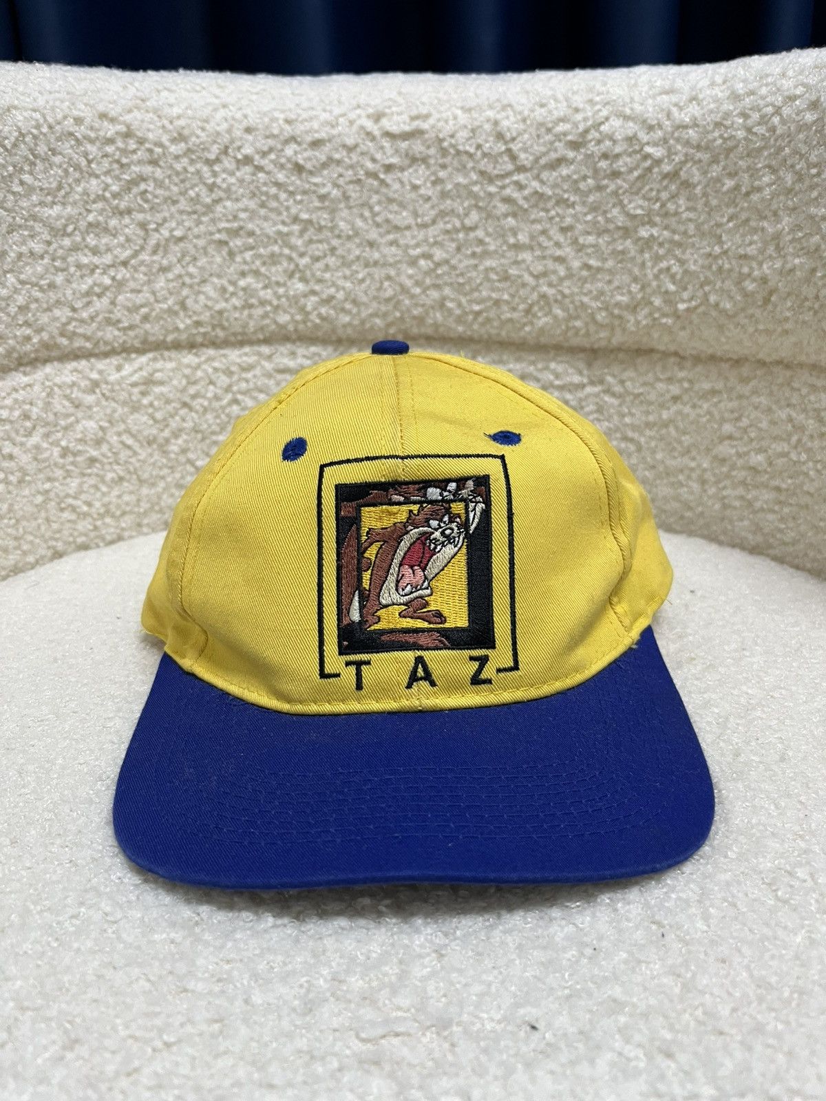 Vintage VINTAGE HATS TAZMANIA LOONEY TUNES 90s RARE 🔥 Size ONE SIZE - 1 Thumbnail