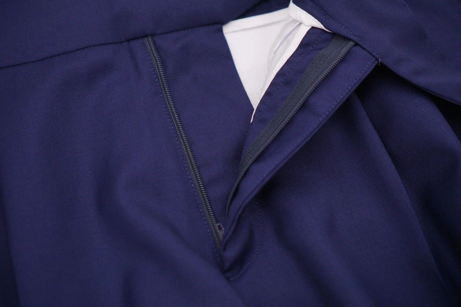 Suitsupply Men Suitsupply Trousers Navy Blue Brescia Size 24 UK/US38S Size 38S - 4 Thumbnail