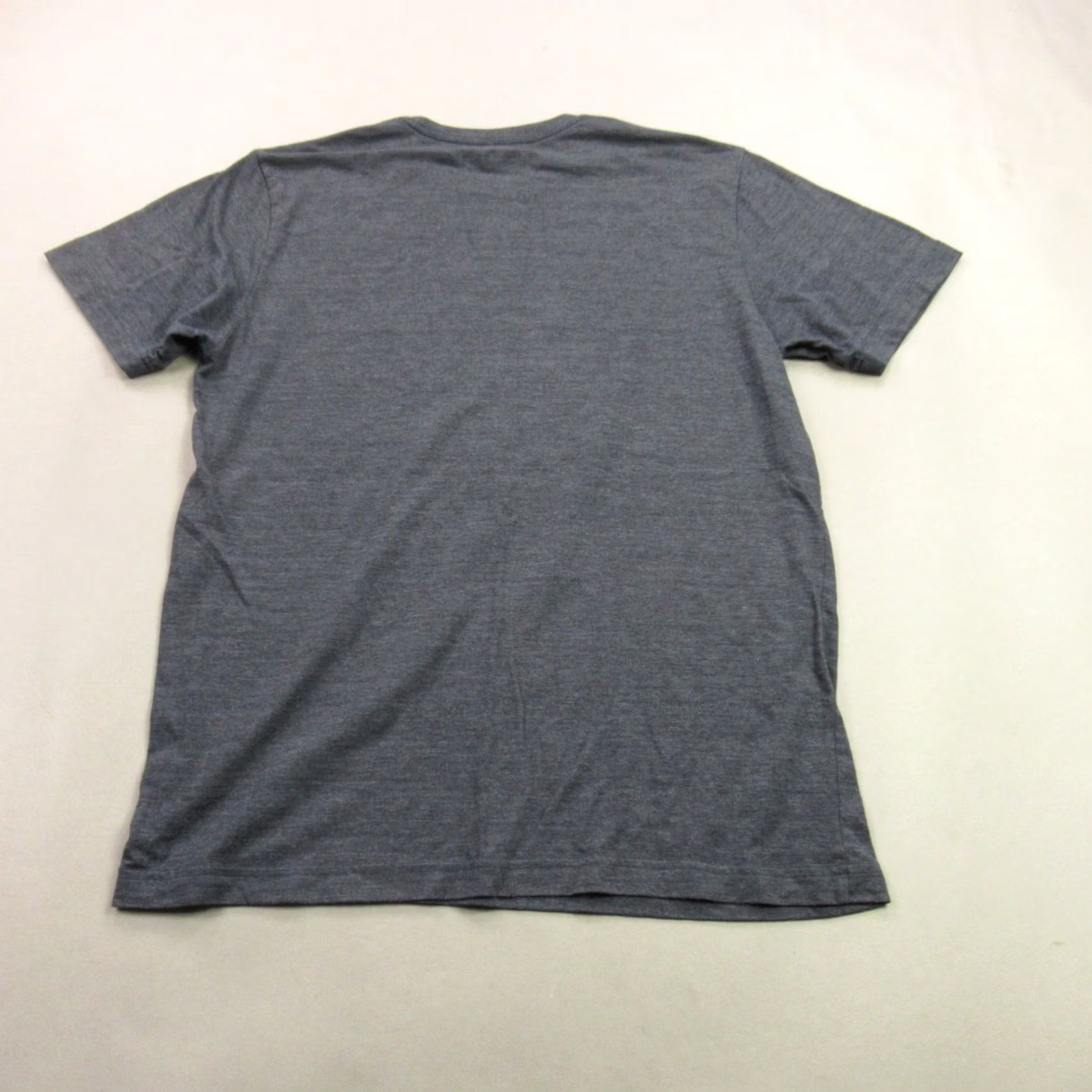 The North Face The North Face Shirt Mens Large Short Sleeve Crew Neck Lightweight Gray Slim Size US L / EU 52-54 / 3 - 5 Thumbnail