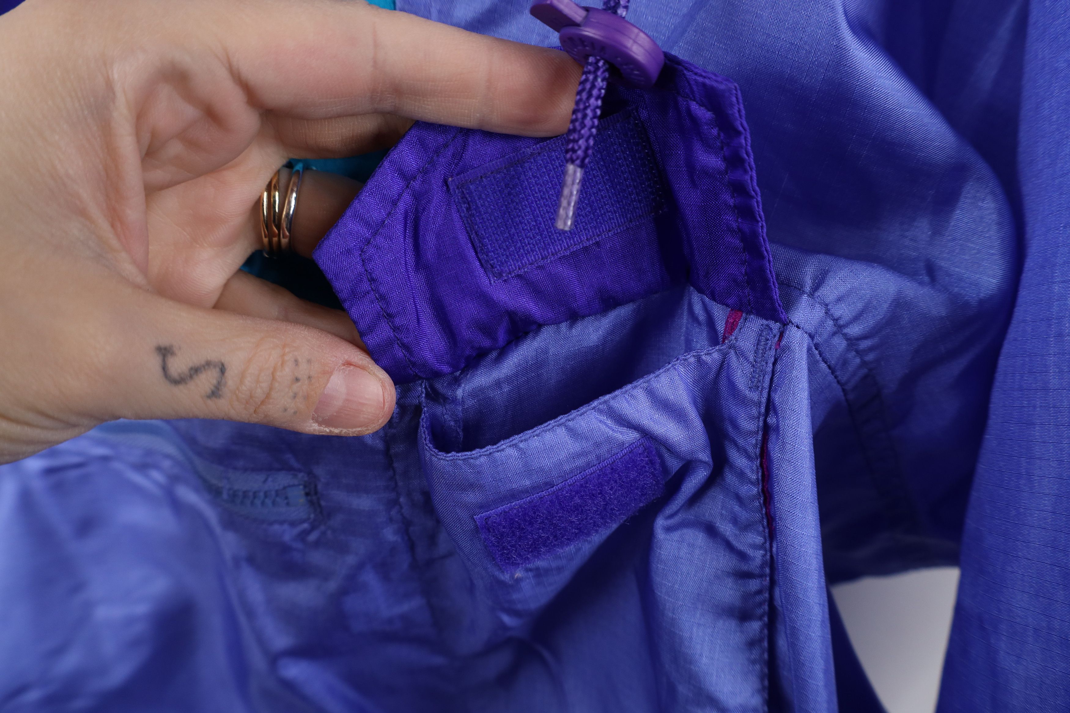 Columbia × Vintage Vintage 90s Columbia Spell Hooded Anorak Windbreaker Jacket Size M / US 6-8 / IT 42-44 - 5 Thumbnail