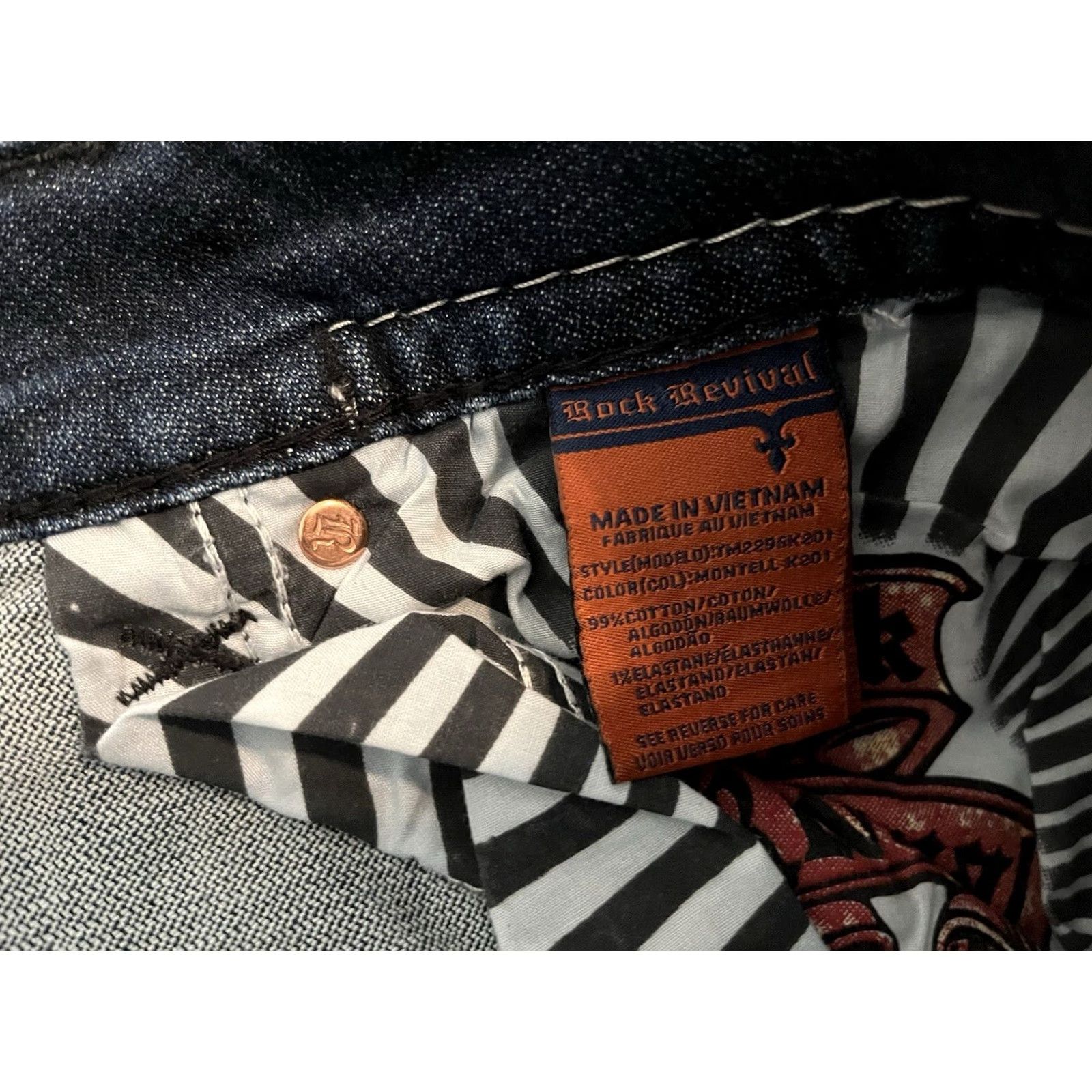 Vintage Rock Revival Jeans Biker Distressed Denim Mens 44x33 NWT Blue Cotton/Elastane Distressed Denim Mens Wed 90s Size US 44 / EU 60 - 8 Thumbnail