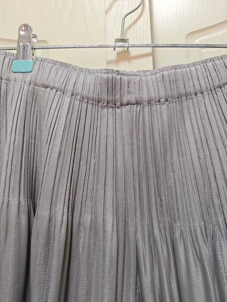 Issey Miyake Issey Miyake size:1 Light grey pleated pants Size 42" / US 20 - 7 Thumbnail