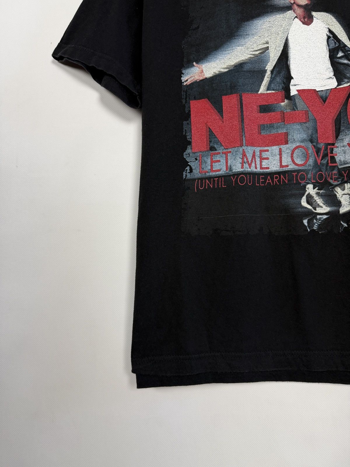 Band Tees Ne‑Yo 2013 Tour T-Shirt Let Me Love You Graphic Band Tee S-M Size US S / EU 44-46 / 1 - 5 Thumbnail