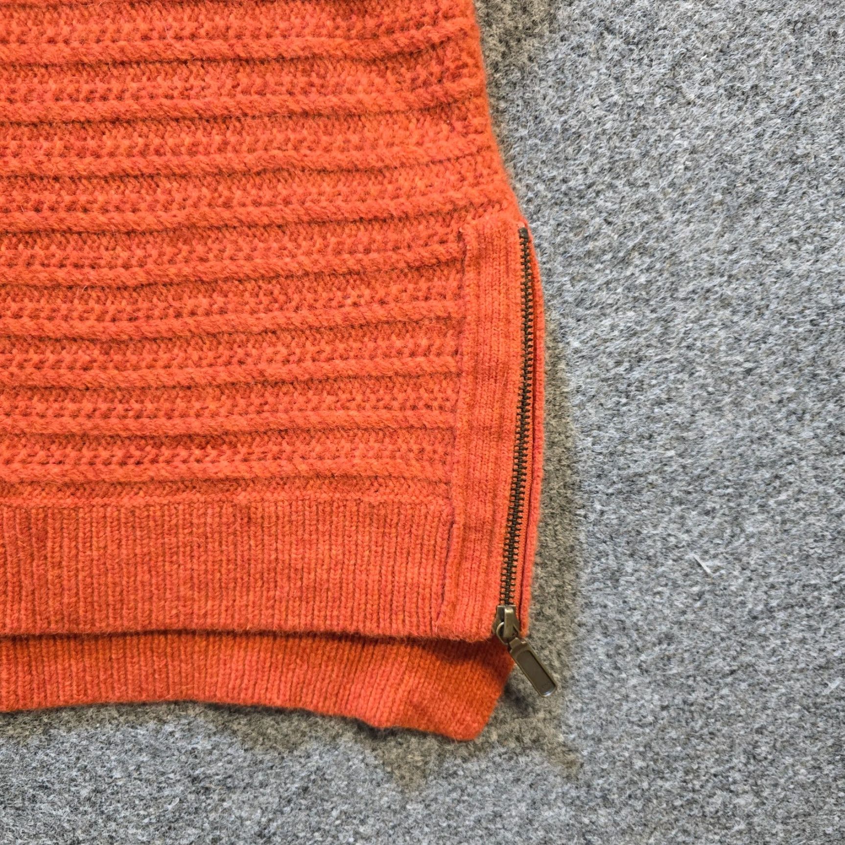 Vintage Garnet Hill Sweater Womens Size L Orange Wool Angora Rabbit Hair Textured Casual Pullover Knit Long Sleeve Round Neck Classic, Regular Fit, Women Size L / US 10 / IT 46 - 4 Thumbnail