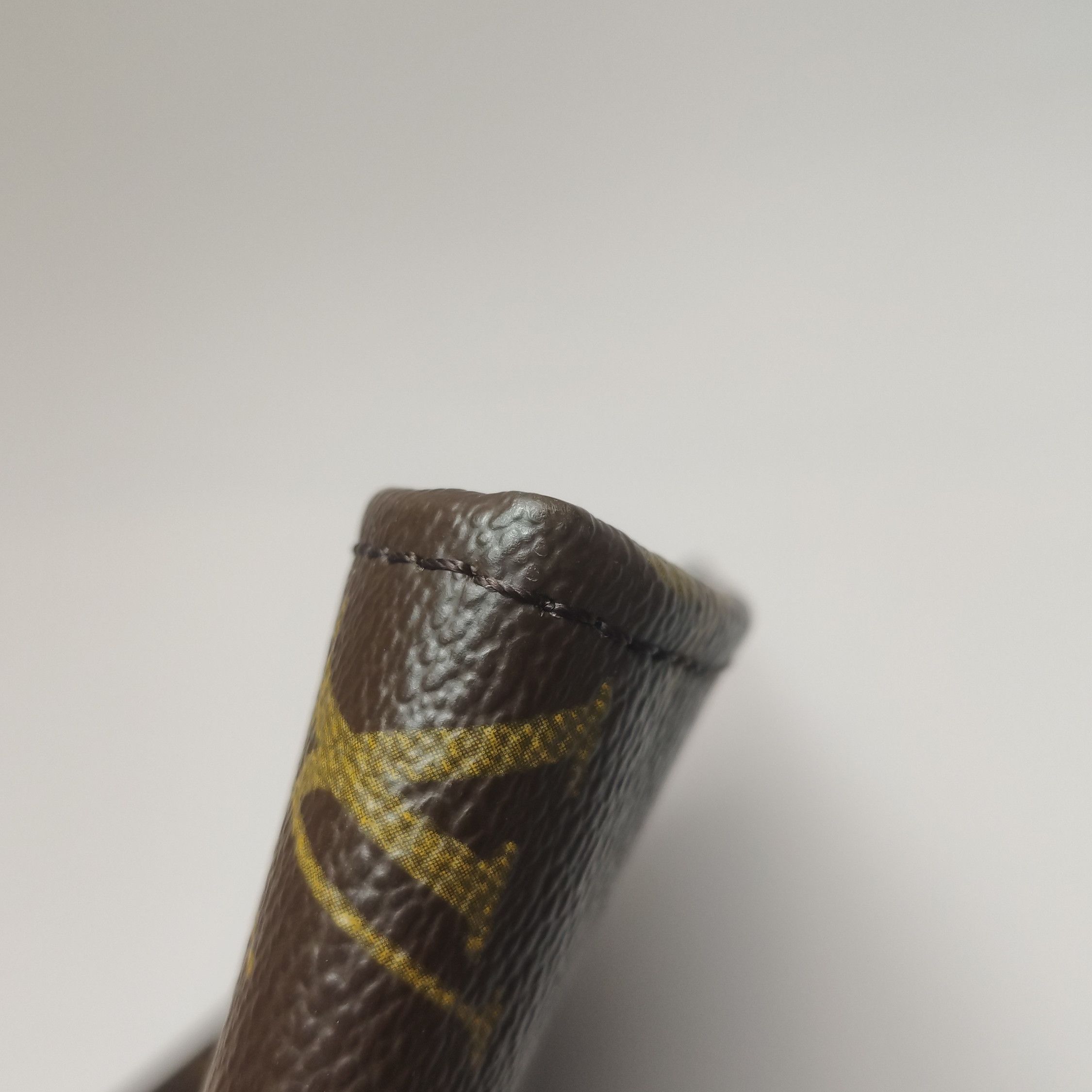 Louis Vuitton Louis Vuitton (LV) Etui Voyage Large Monogram Print Clutch Size ONE SIZE - 6 Thumbnail