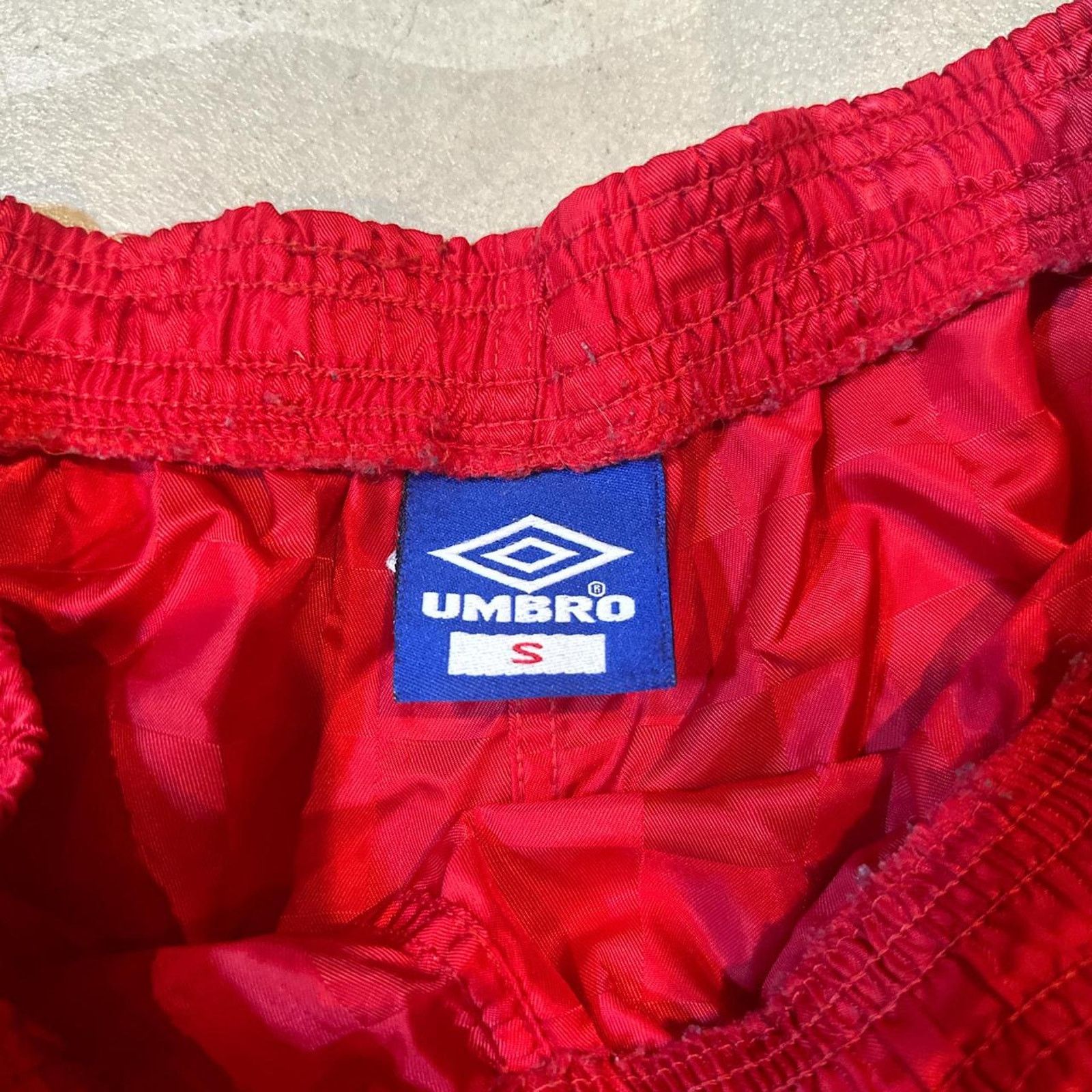 Umbro Vintage 90s Red Umbro Checkered Short Size S Size US 32 / EU 48 - 7 Thumbnail