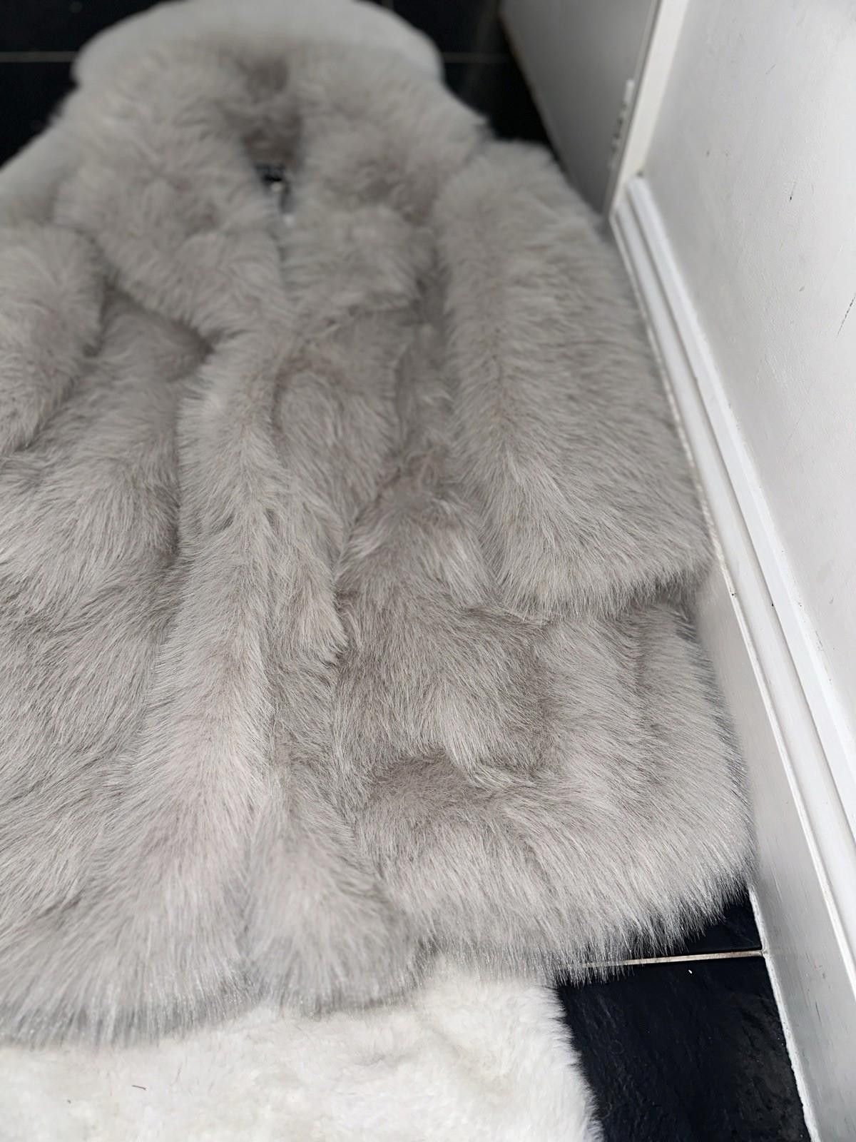 Zara ZARA faux fur coat with buttons BNWT Size S / US 4 / IT 40 - 5 Thumbnail