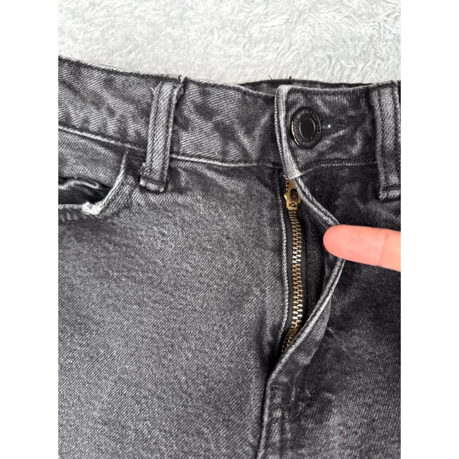 Vintage SO Jeans Women Jeans Black Denim Straight Leg 24x25 Distressed 3 Soft Cotton Casual 90s Cowboy Theme Mens?? Size 26" / US 2 / IT 38 - 5 Thumbnail