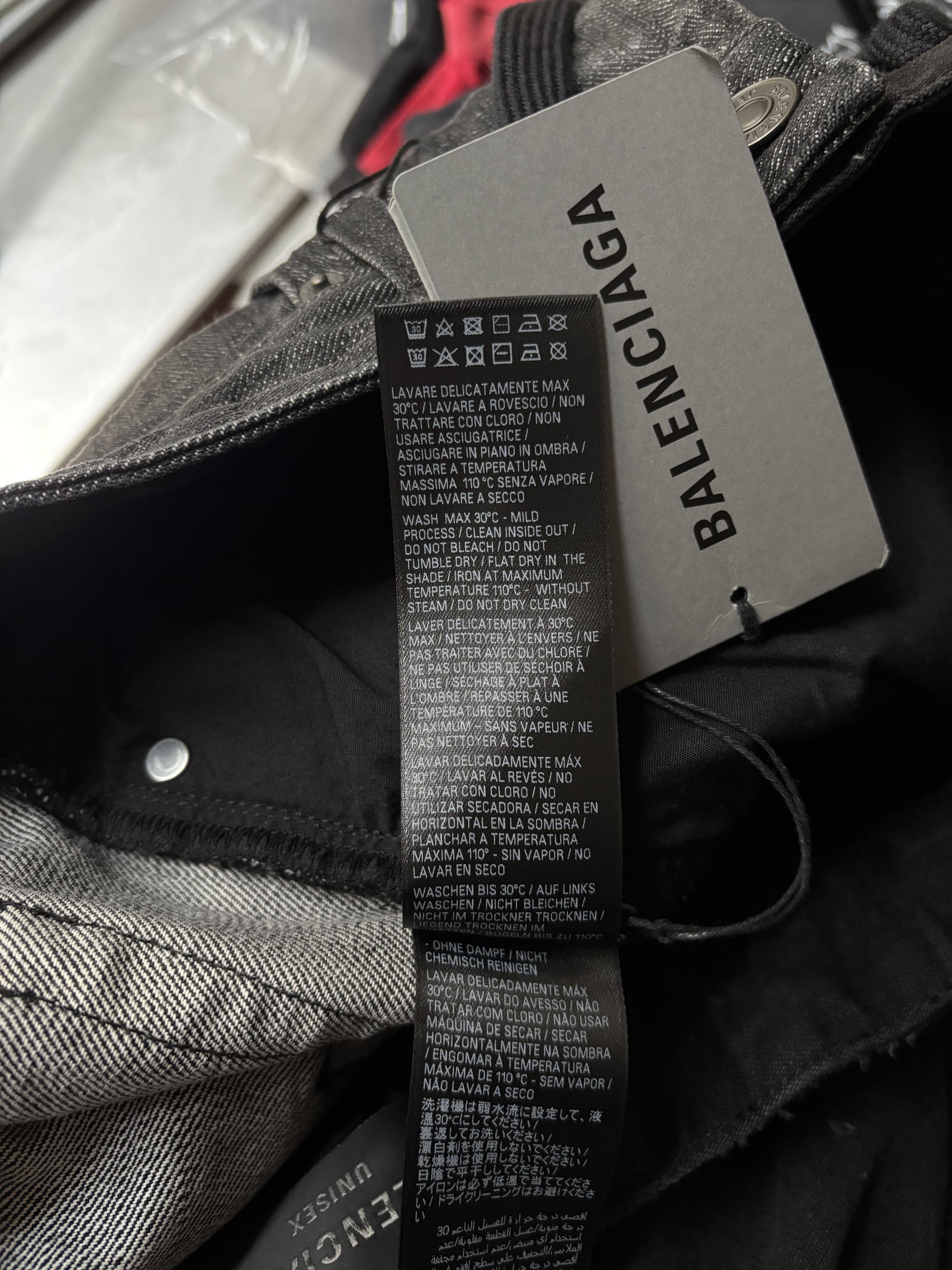 Balenciaga Balenciaga Fifty-Fifty Destroyed Jeans in Black/Grey Size US 34 / EU 50 - 3 Thumbnail
