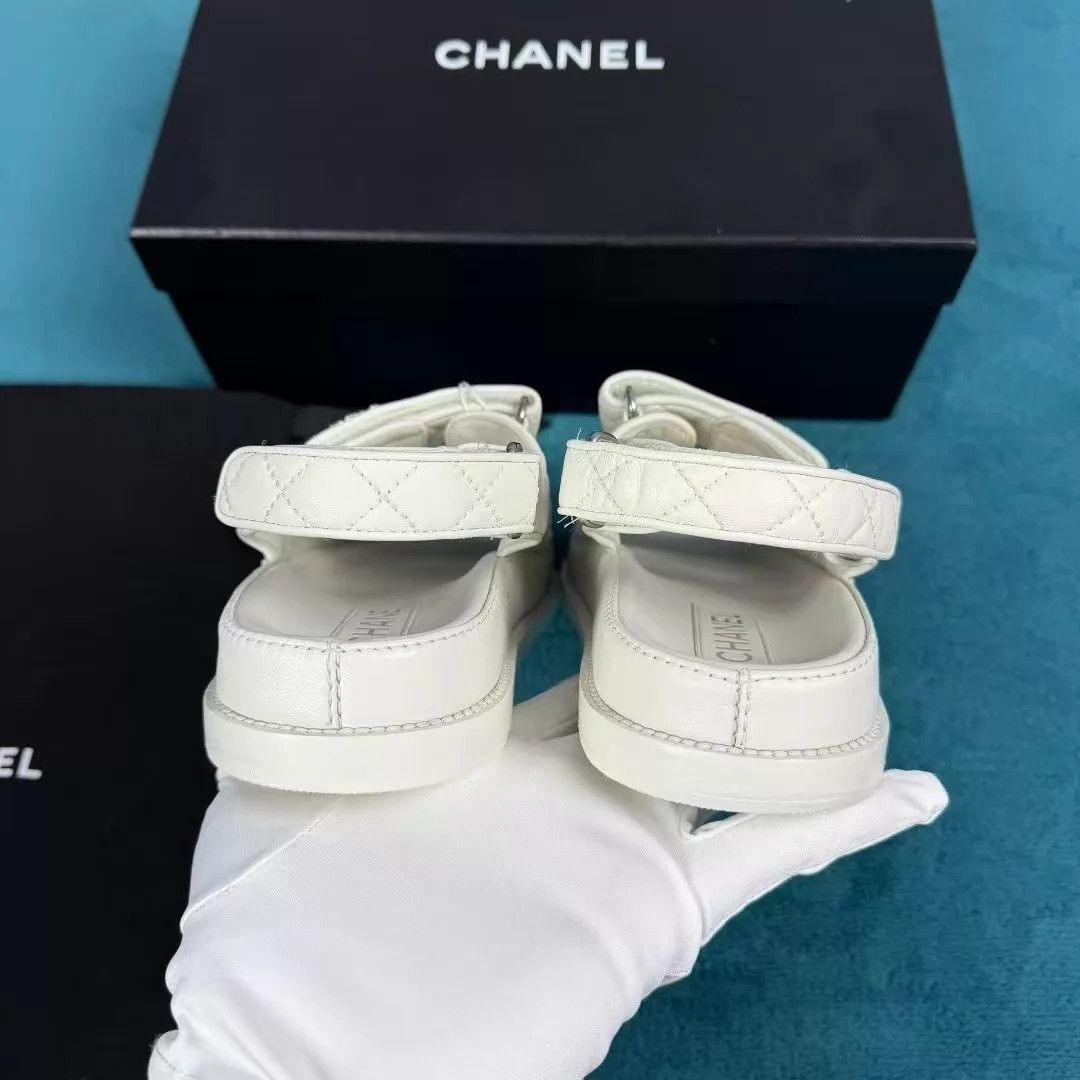 Chanel Chanel 25S Shiny Lambskin Velcro Slide Ivory 39 Size US 8.5 / IT 38.5 - 4 Thumbnail