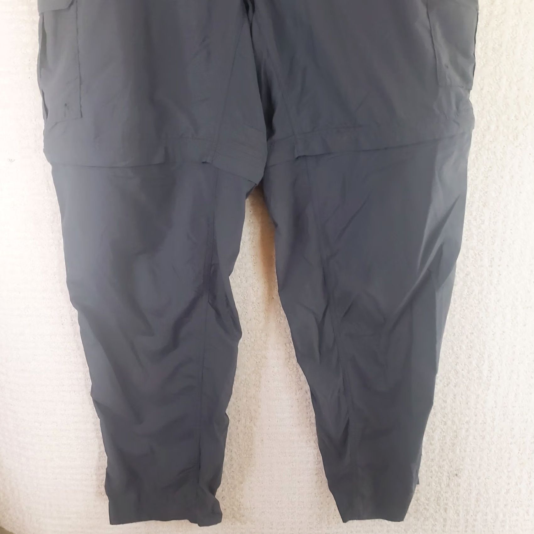 Vintage Columbia Pants Mens 2XLx32 Gray Silver Ridge Utility Convertible Omni Wick 40-42 Size US 39 - 3 Thumbnail