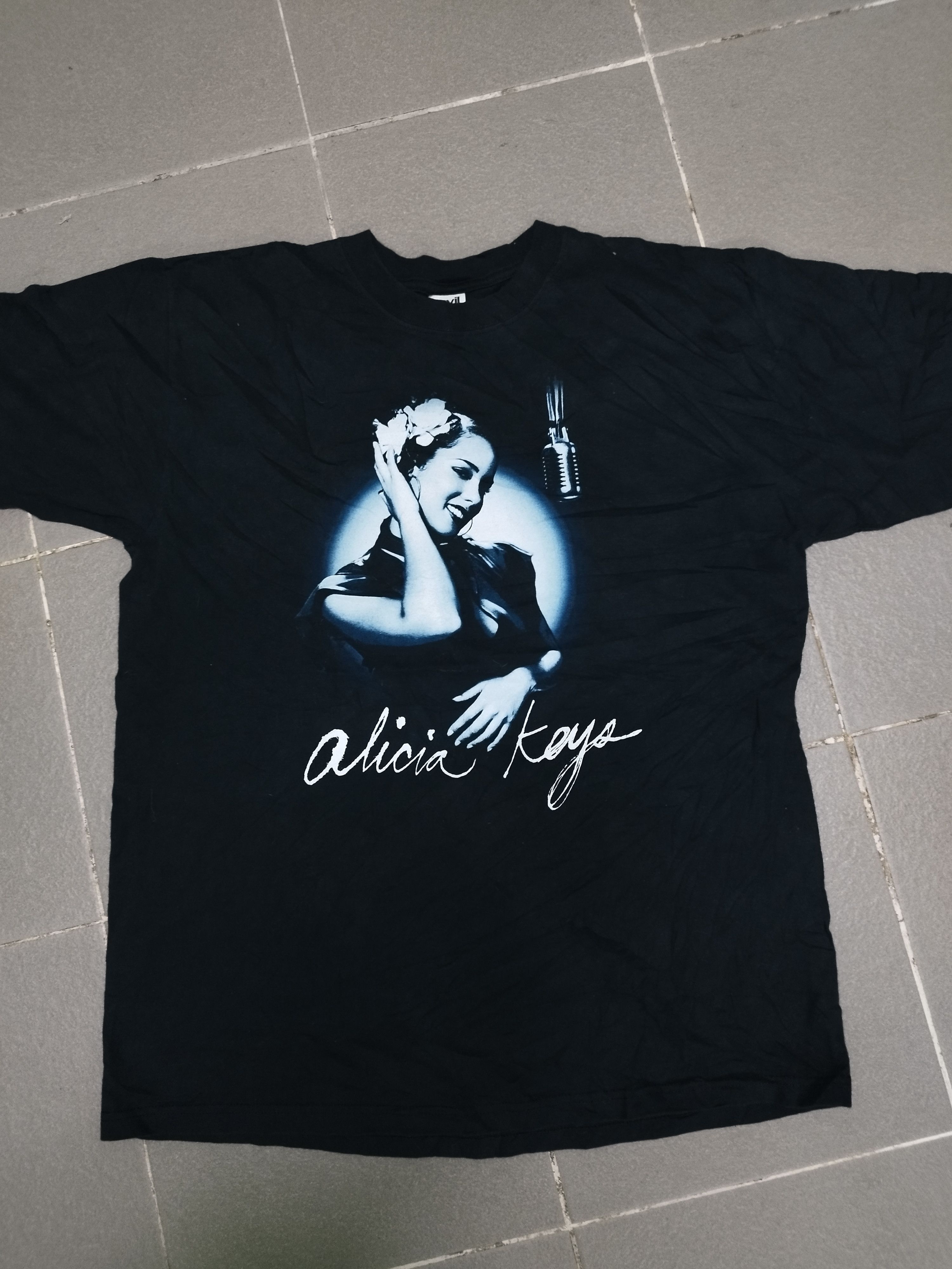 image of Band Tees Alicia Keys Vintage in Black, Men's (Size Large)