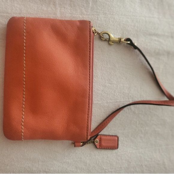 Coach Coach Park Wallet Wristlet NWOT Size ONE SIZE - 2 Thumbnail