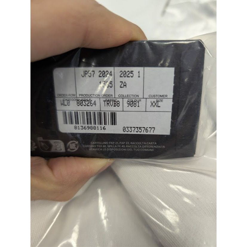 Balenciaga × Under Armour o1rshd1 UA Regular Zip-up Hoodie in Dirty White/Black Size US XXL / EU 58 / 5 - 21 Thumbnail