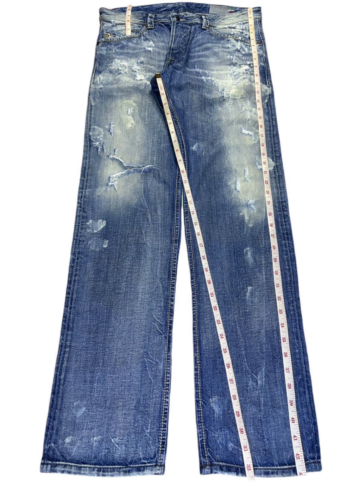 Diesel × Diesel Black Gold Vintage Italy Diesel Blue Eyecons 2013/2 Edition Jeans Size US 33 - 13 Thumbnail
