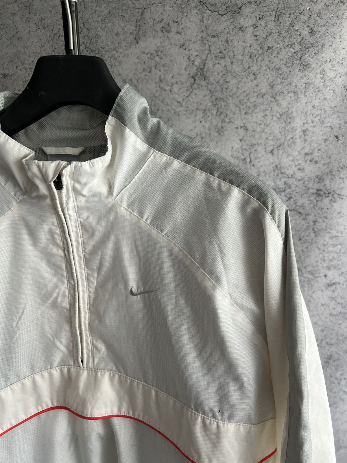 Nike Vintage Nike 2000s Nylon Light Jacket 1/2 Zip White Y2K Size US L / EU 52-54 / 3 - 2 Thumbnail