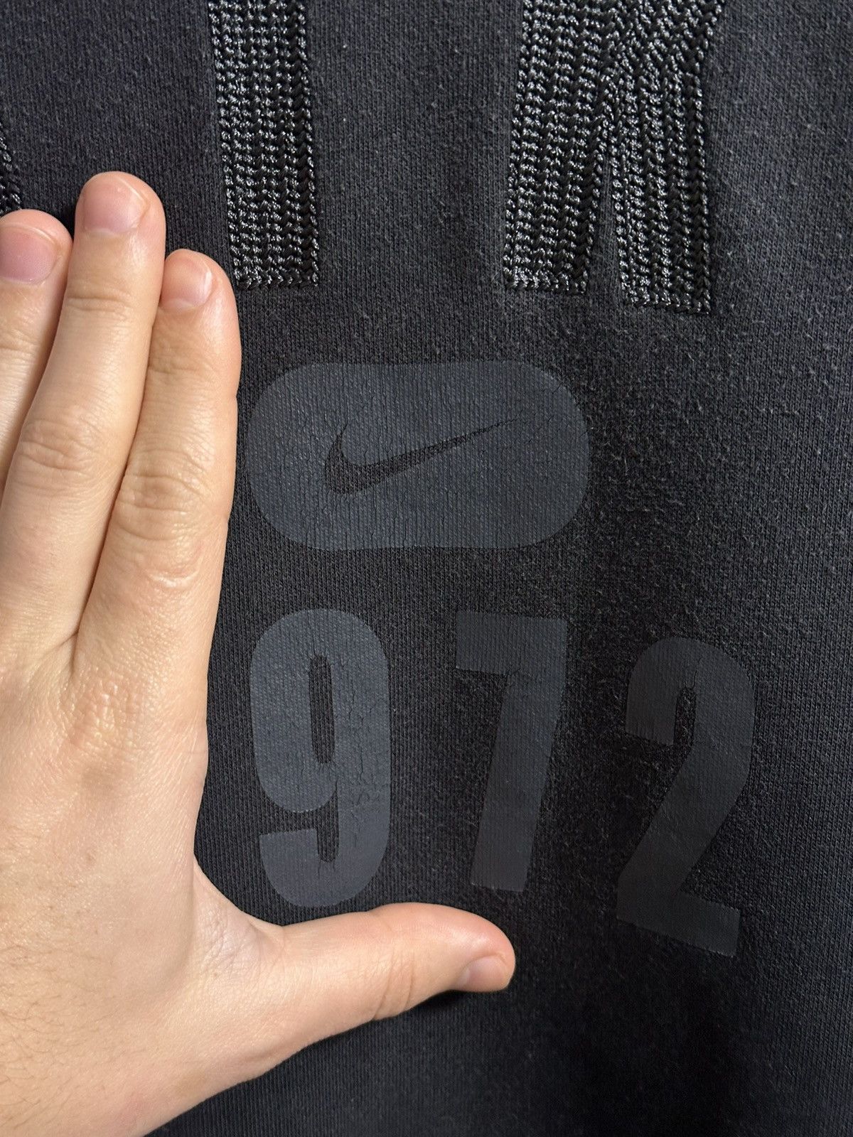 Nike Rare Vintage Hoodie Nike Small Swoosh Centr Logo Drill. Size US XL / EU 56 / 4 - 3 Thumbnail