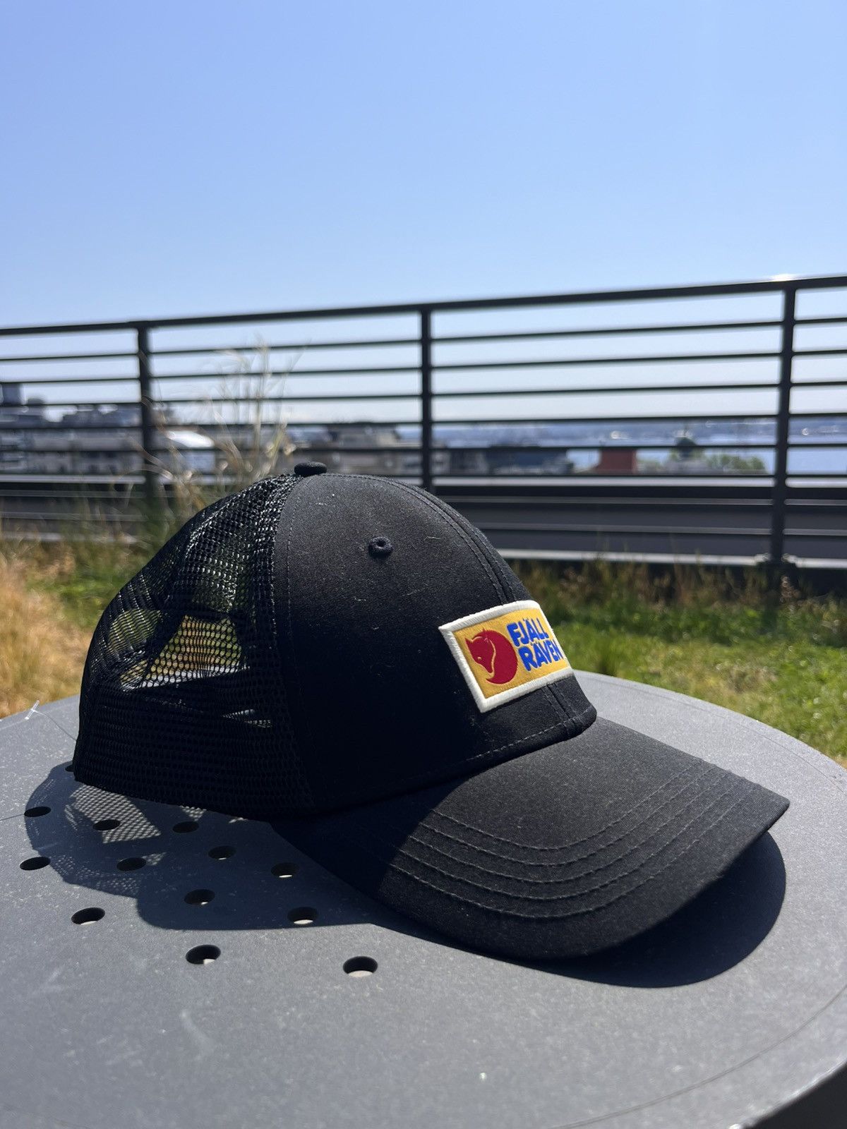 Fjallraven Fjällräven Logo Trucker Cap – Black (L/XL) Size ONE SIZE - 2 Thumbnail