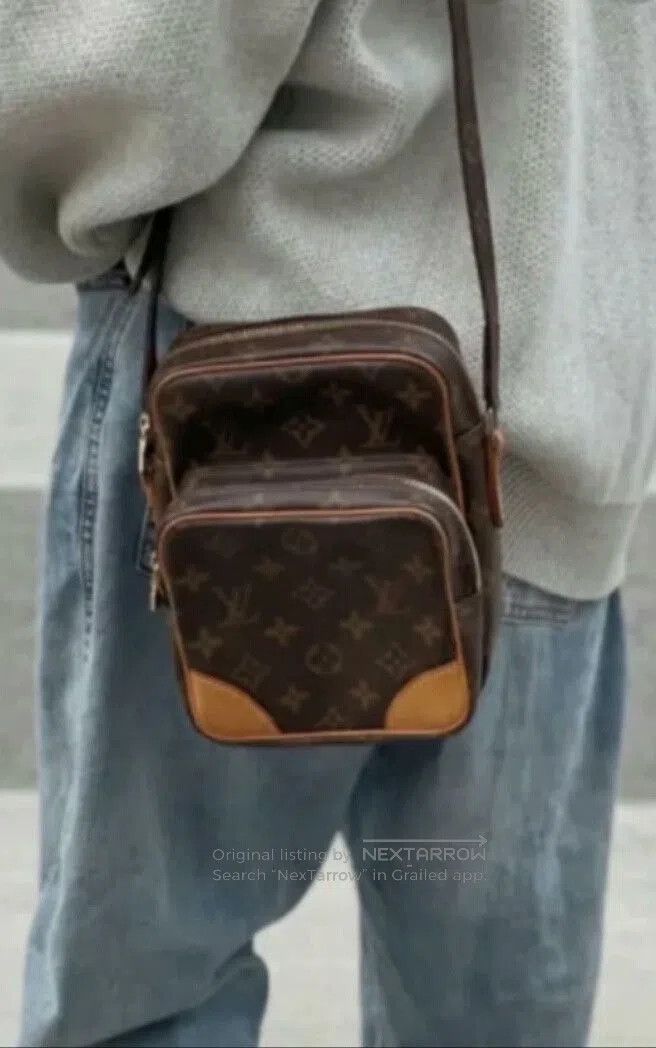 LVXWA Louis Vuitton Vertical Messenger Camera Bag. Size ONE SIZE - 4 Thumbnail