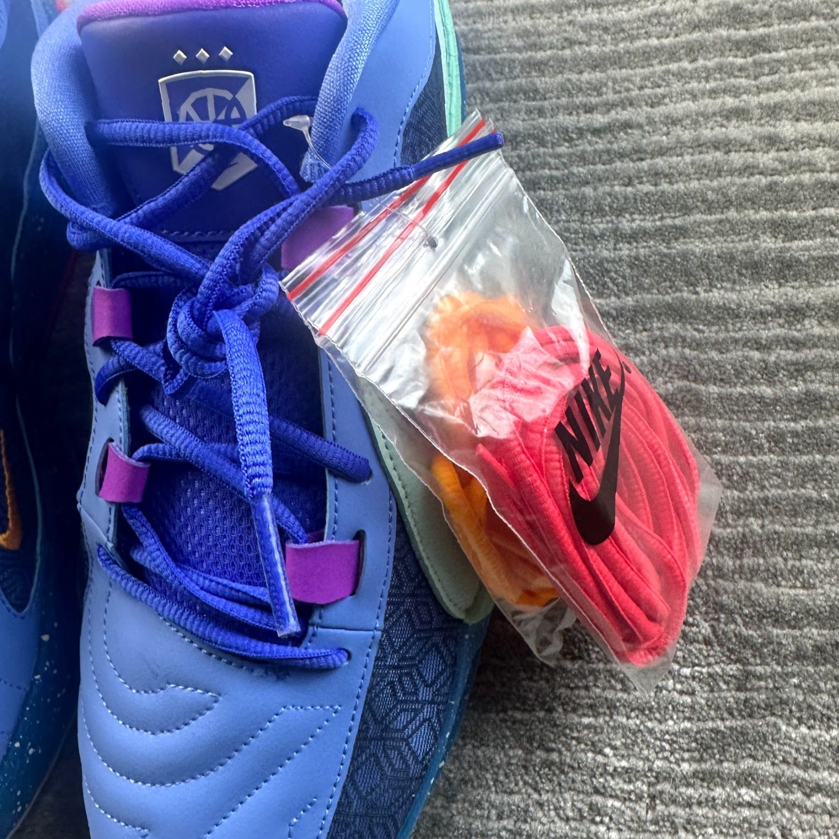 Nike VINTAGE Nike Zoom Freak 5 Mens Sneaker 14 EYBL Academy Unreleased Size ONE SIZE - 5 Thumbnail