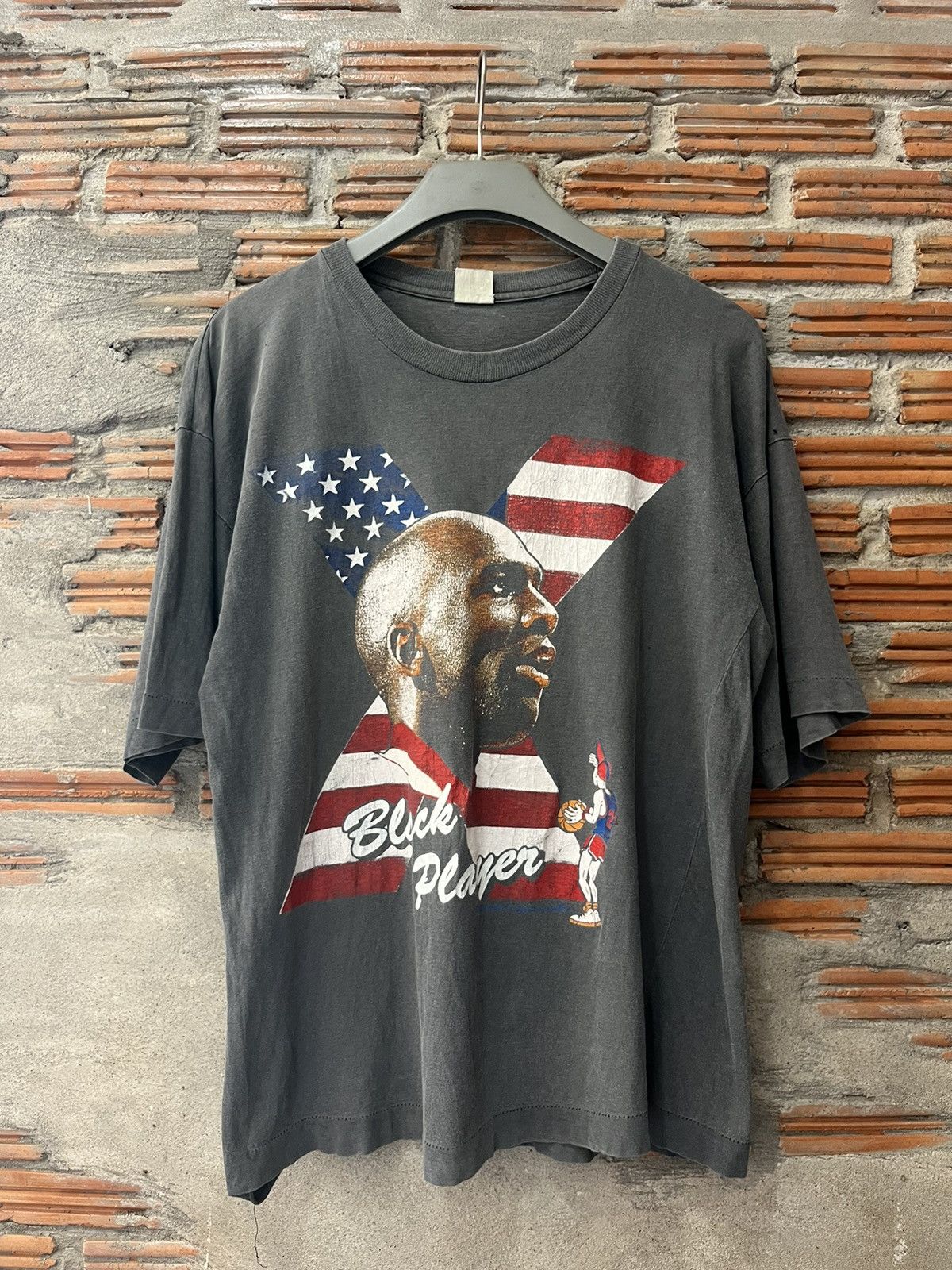 Jordan Brand Vintage Michael Jordan Black Player by American Flag 90’s Size US M / EU 48-50 / 2 - 2 Thumbnail